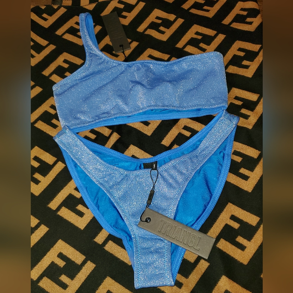 COPY - Triangl